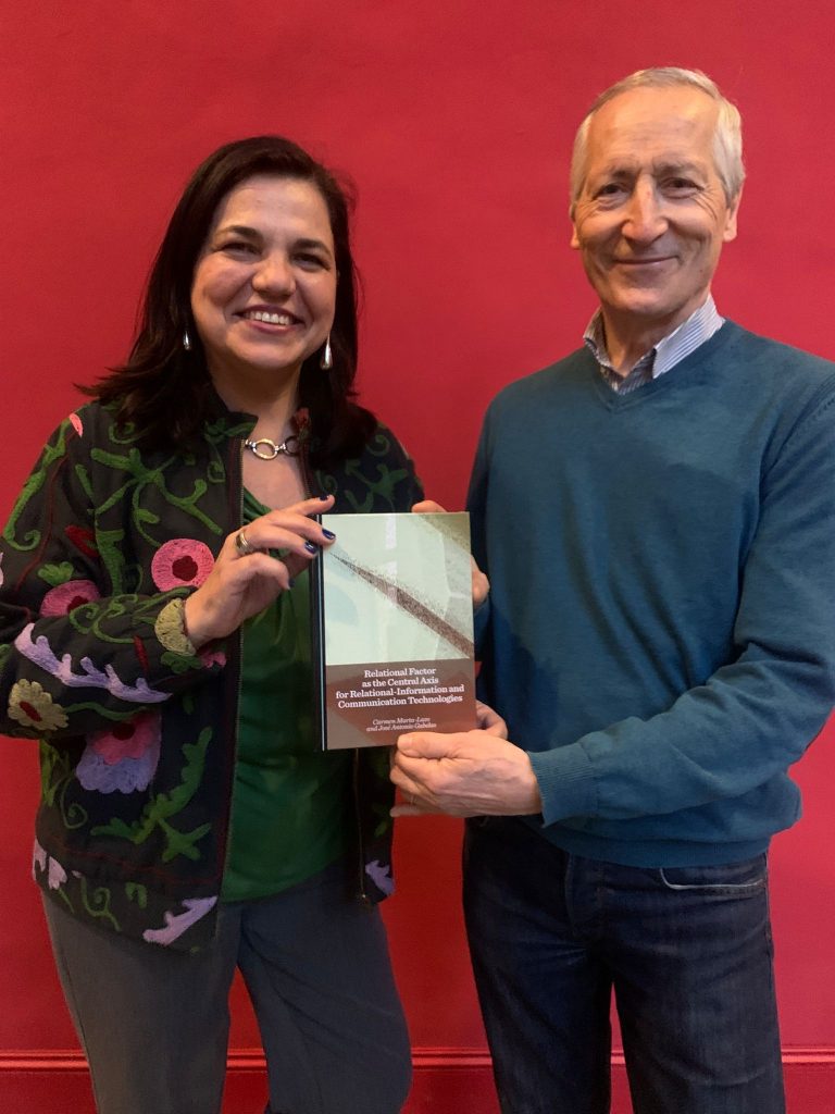 De la neurona de Ramón y Cajal a la neurona social